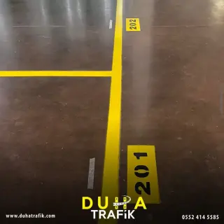Çiftkompenant boya uygulaması — Foto Galeri — Duha Trafik | Otopark Çizgileri ve Zemin Boyama Hizmetleri