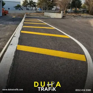 Yol çizgi işaretleri — Foto Galeri — Duha Trafik | Otopark Çizgileri ve Zemin Boyama Hizmetleri